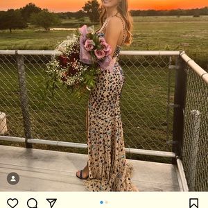 Sherry Hill size 2 prom/homecoming dress only worn a few hours